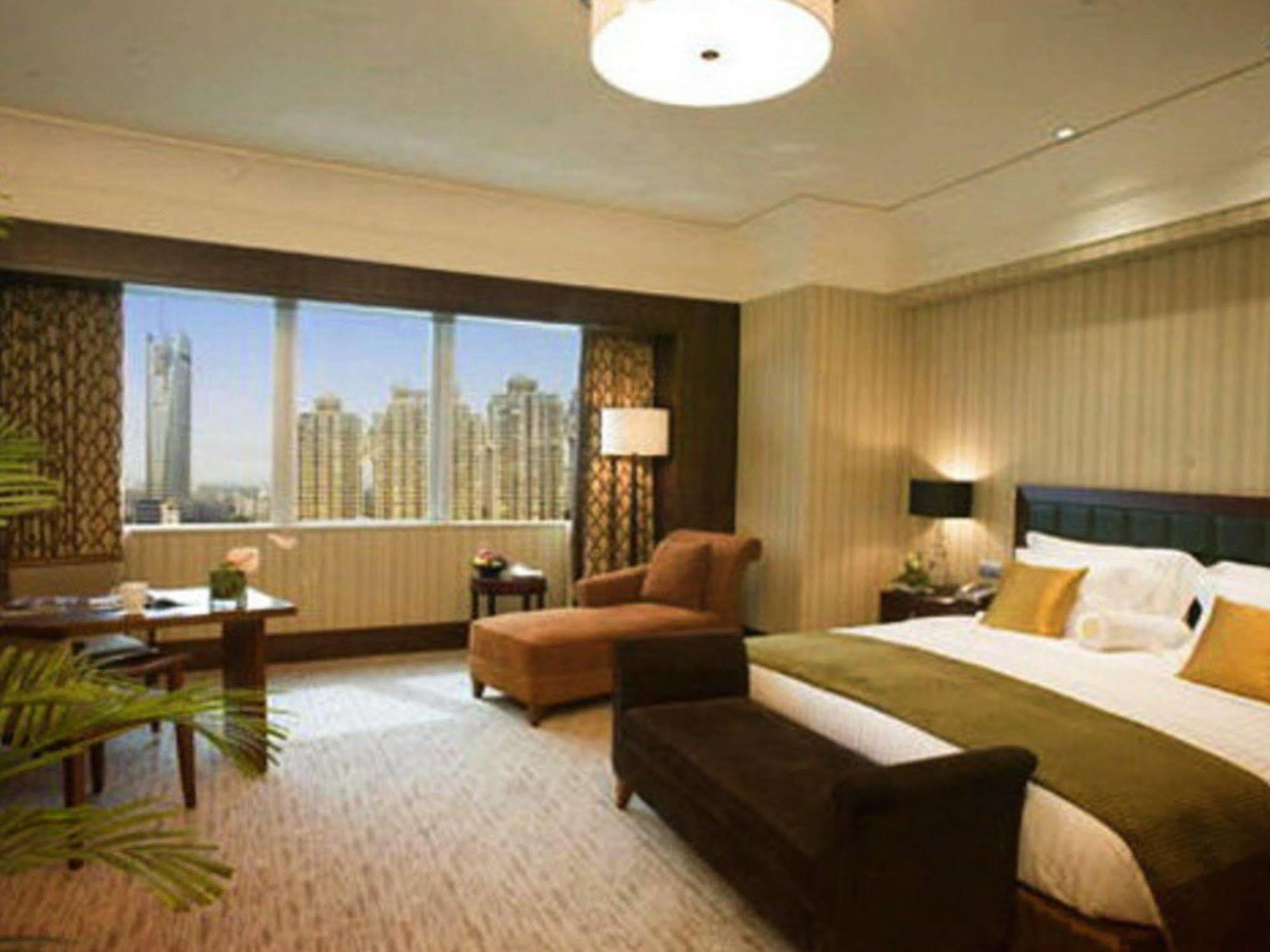 Wuhan Jin Jiang International Hotel Exterior foto